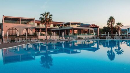 Almyros Beach Resort en Spa