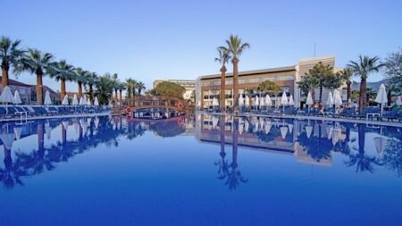 Palm Wings beach Resort en Spa