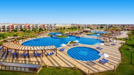 SUNRISE Grand Crystal Bay