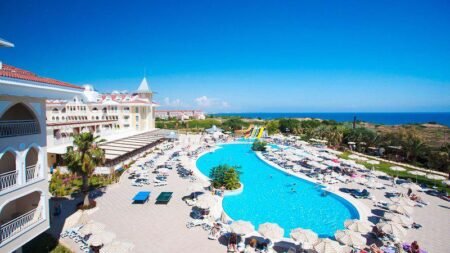 Side Star Resort