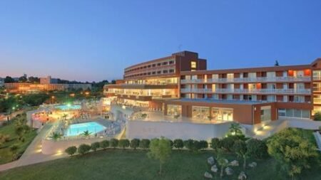 Albatros Plava Laguna