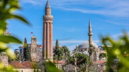 Excursiereis & Aska Lara Resort & Spa