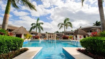 Grand Riviera Princess