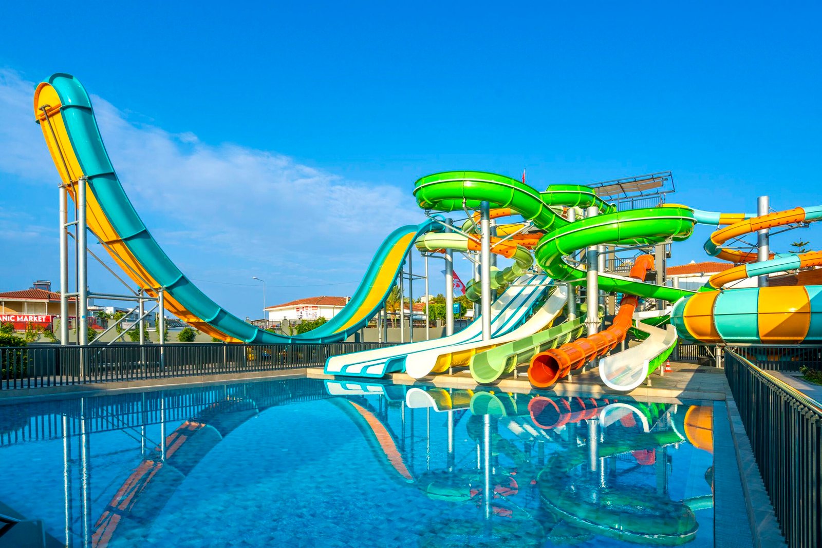 Kirman Calyptus Resort & Spa