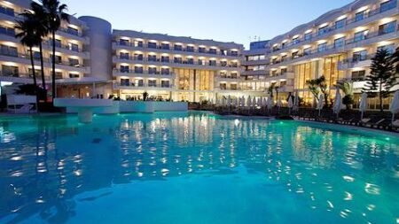 Rei del Mediterrani Palace