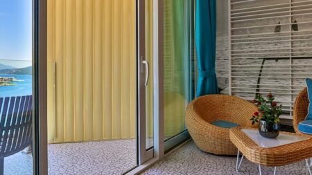 Carine Hotel Kumbor - all inclusive