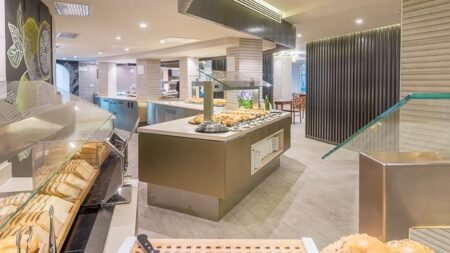 Hotel LIVVO Koala Garden