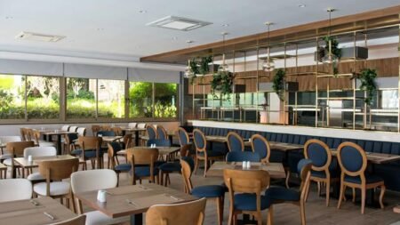 Hotel Side Village Family