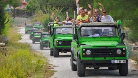 Excursiereis & Kaia Coracesium