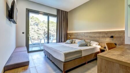 White Olive Elite Hotel