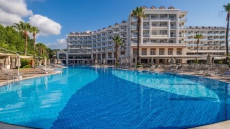 Grand Ideal Premium Hotel