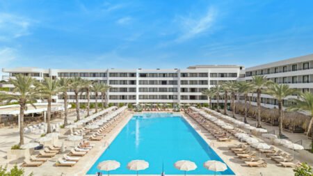 The Rif at Mangrove Beach & Gerard Joling