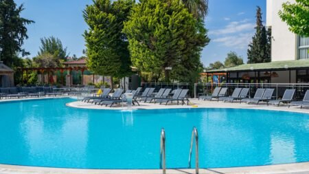 Marbel Hotel by Palm Wings